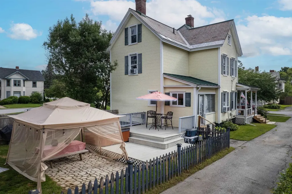 87 Baxter Street Rutland City VT 05701