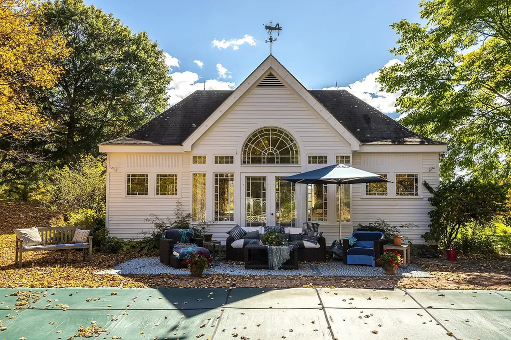 501 Galaxy Hill Road Pomfret VT 05067