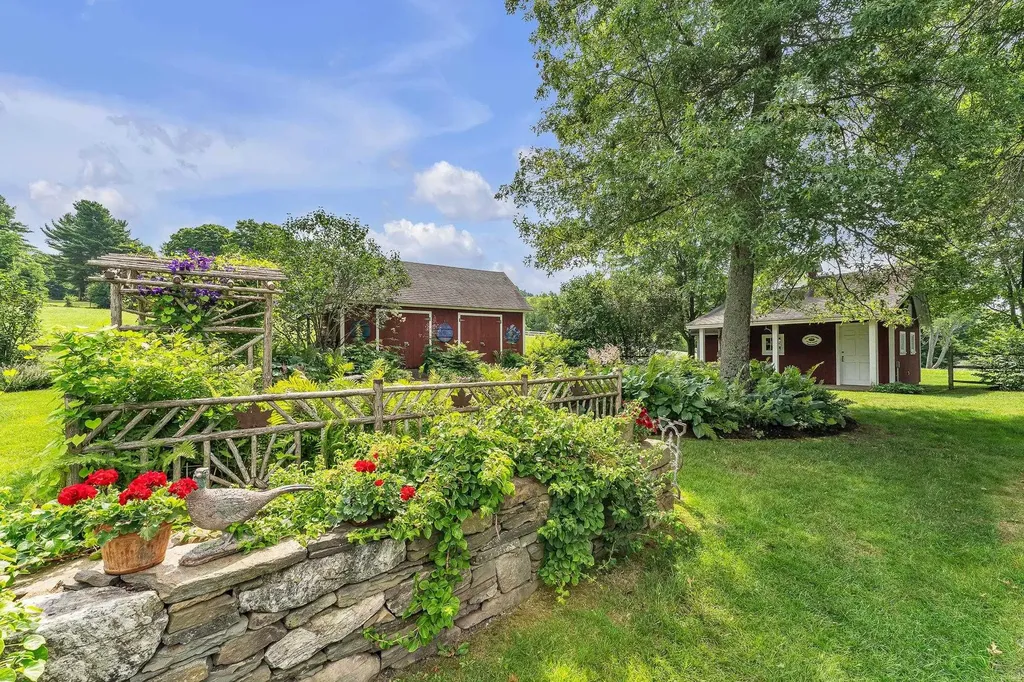 501 Galaxy Hill Road Pomfret VT 05067