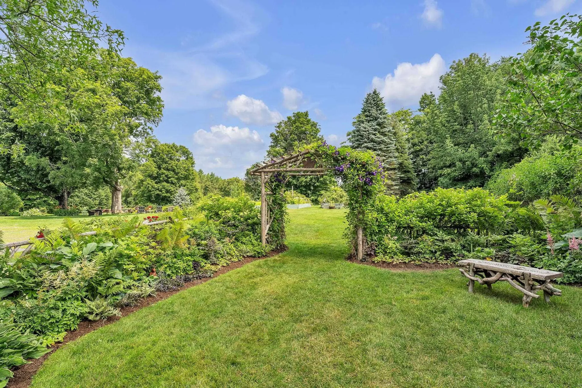 501 Galaxy Hill Road Pomfret VT 05067