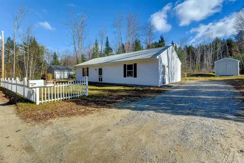 86 I Street Conway NH 03818