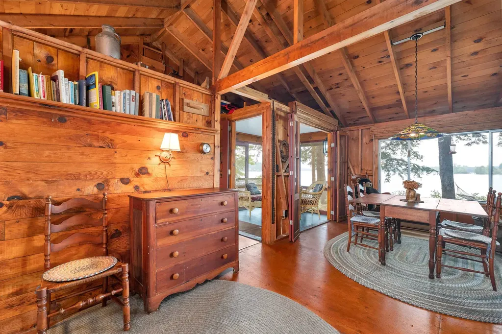 10 Chase Island Tuftonboro NH 03816