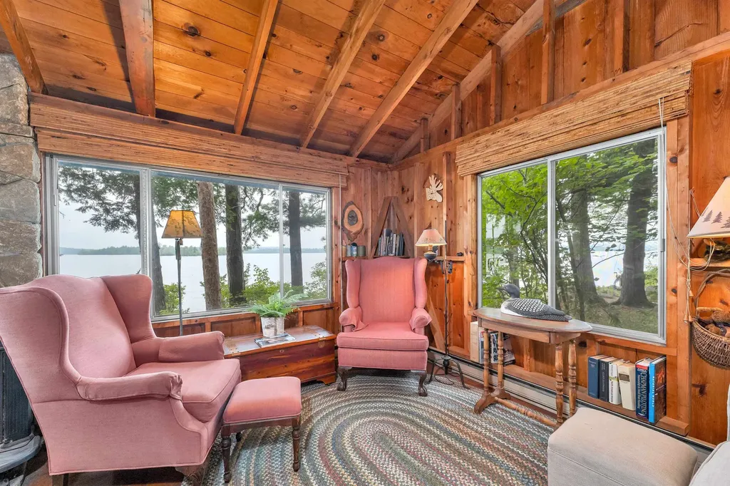 10 Chase Island Tuftonboro NH 03816