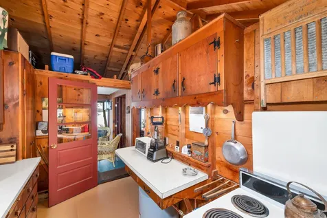 10 Chase Island Tuftonboro NH 03816