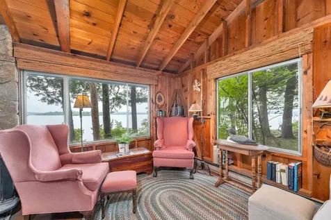 10 Chase Island Tuftonboro NH 03816