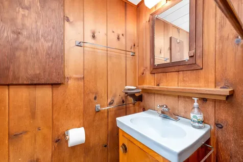 10 Chase Island Tuftonboro NH 03816