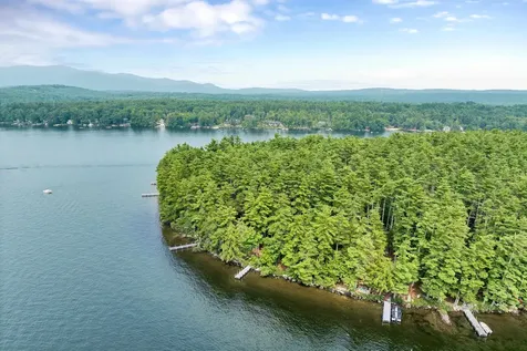 10 Chase Island Tuftonboro NH 03816