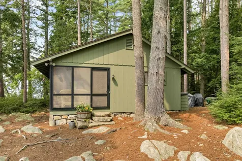 10 Chase Island Tuftonboro NH 03816