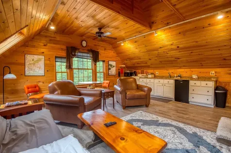 12 Evergreen Drive Gorham NH 03581