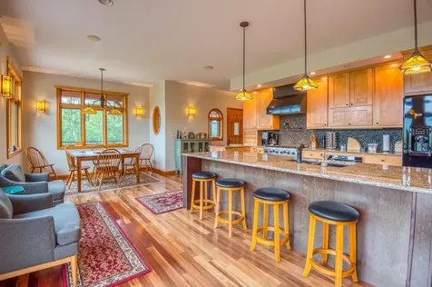12 Evergreen Drive Gorham NH 03581