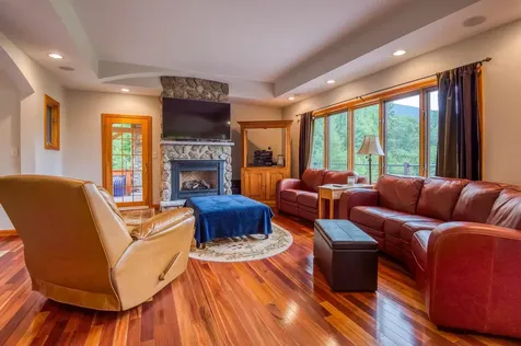 12 Evergreen Drive Gorham NH 03581