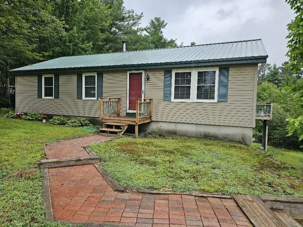 35 Fox Lane Wakefield NH 03872