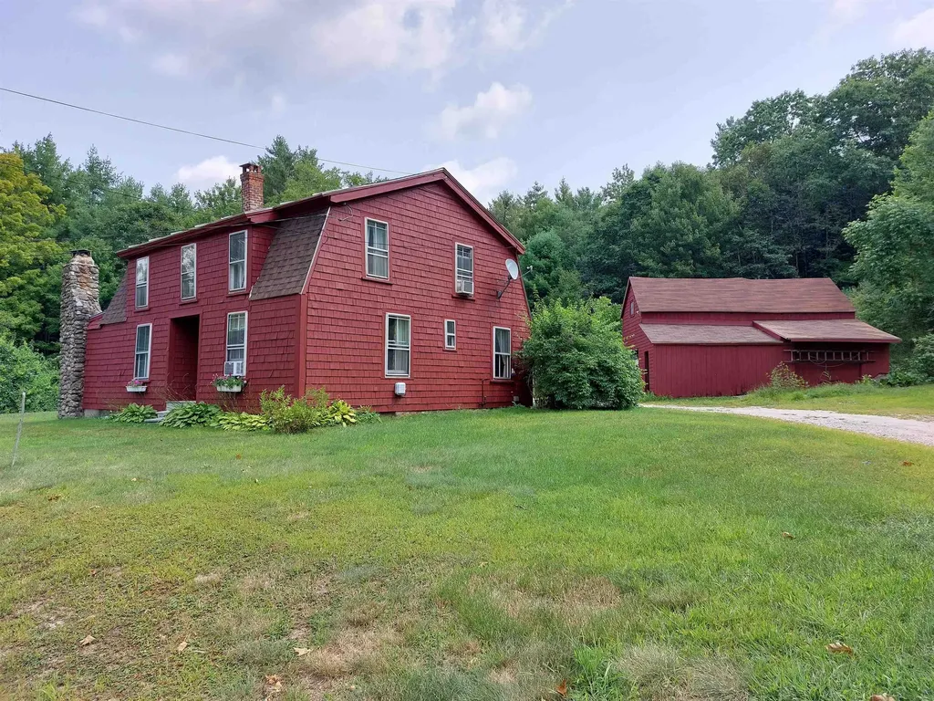 63 Bennington Road Hancock NH 03449