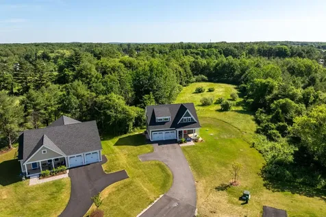 11 Skyview Drive Kittery ME 03904