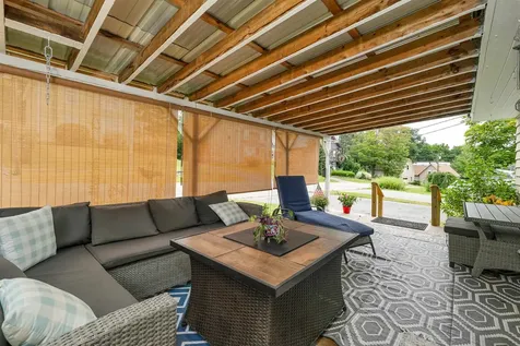 32 Chestnut Street Franklin NH 03235