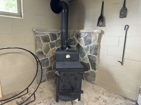 32 Chestnut Street Franklin NH 03235