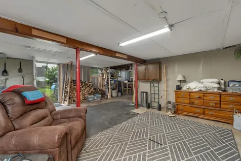 32 Chestnut Street Franklin NH 03235