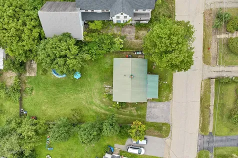 32 Chestnut Street Franklin NH 03235