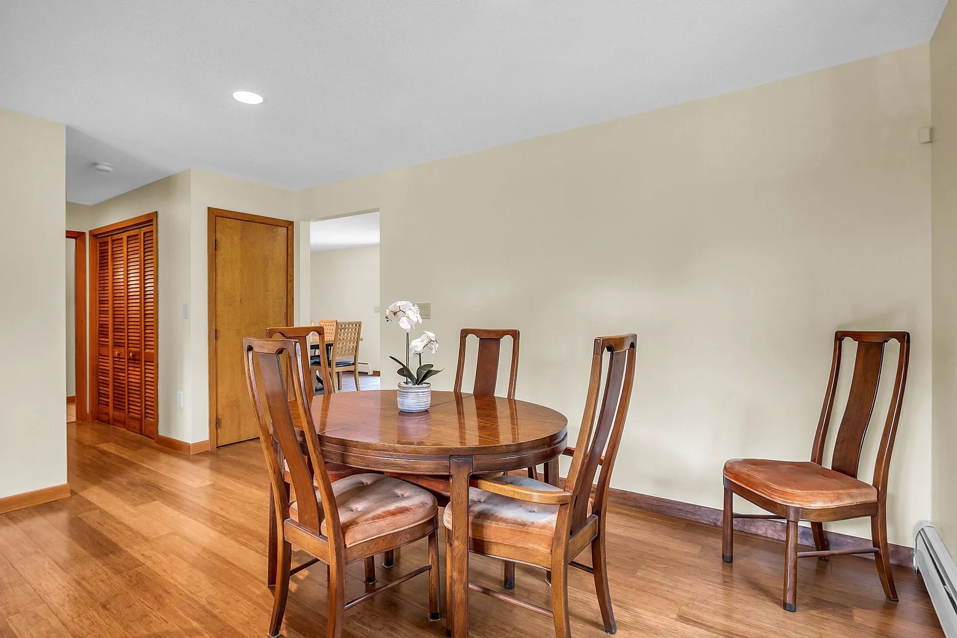 52 Sharon Road Windham NH 03087