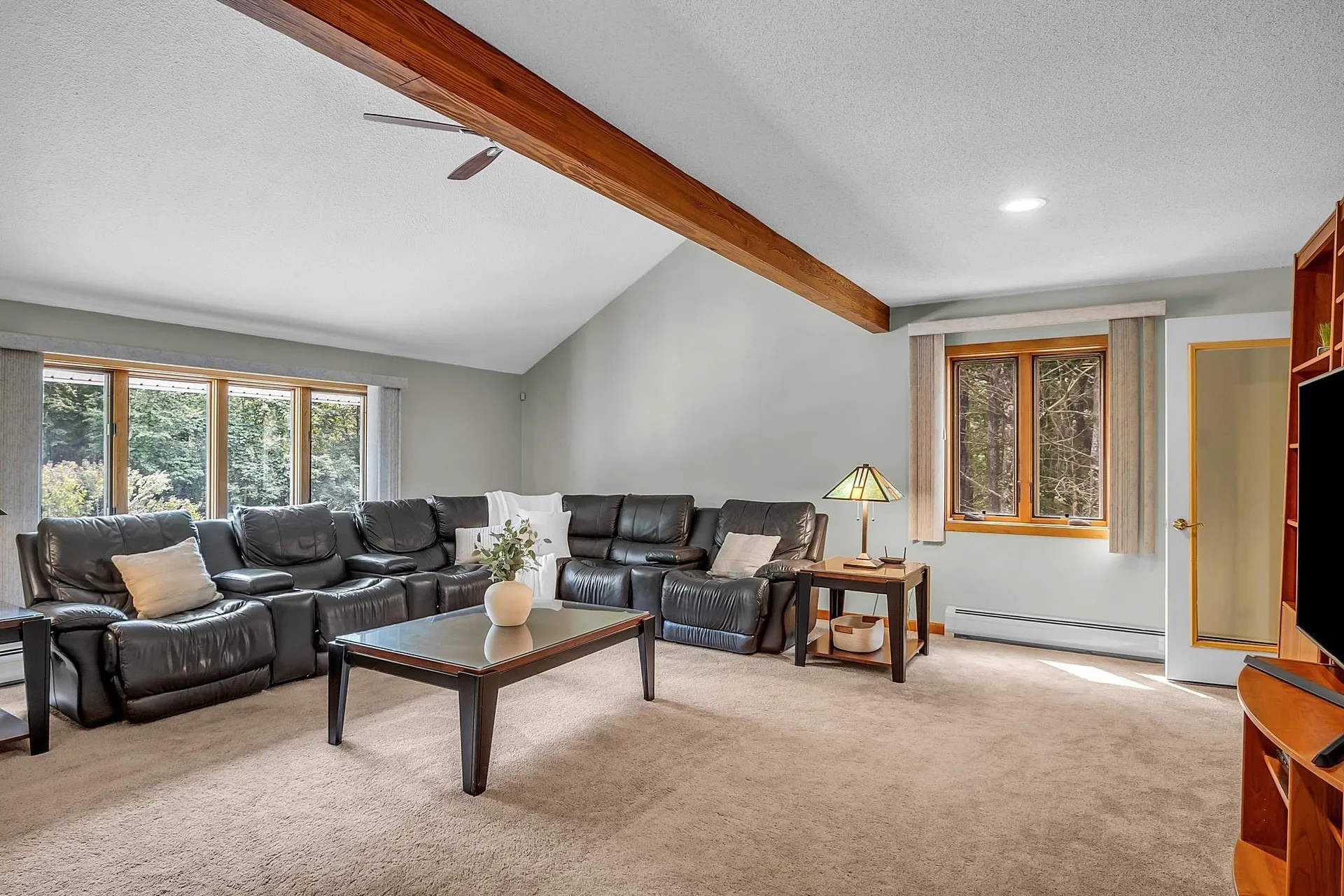 52 Sharon Road Windham NH 03087