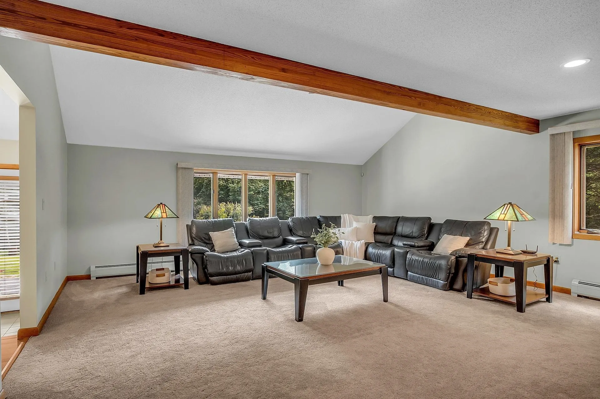 52 Sharon Road Windham NH 03087