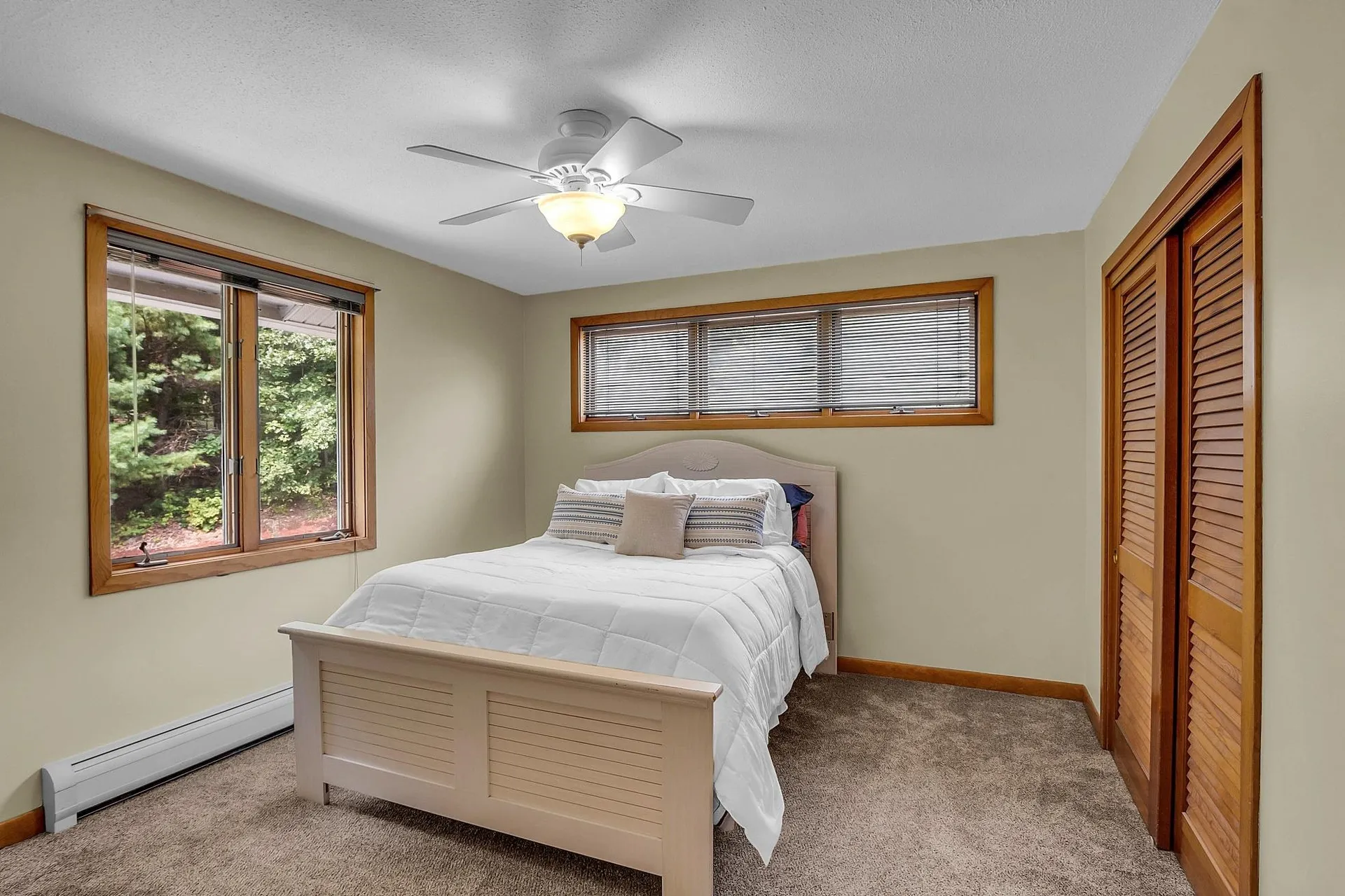 52 Sharon Road Windham NH 03087