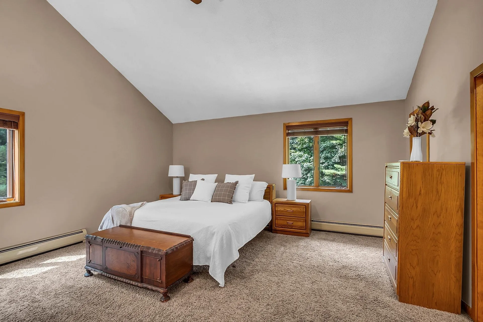 52 Sharon Road Windham NH 03087