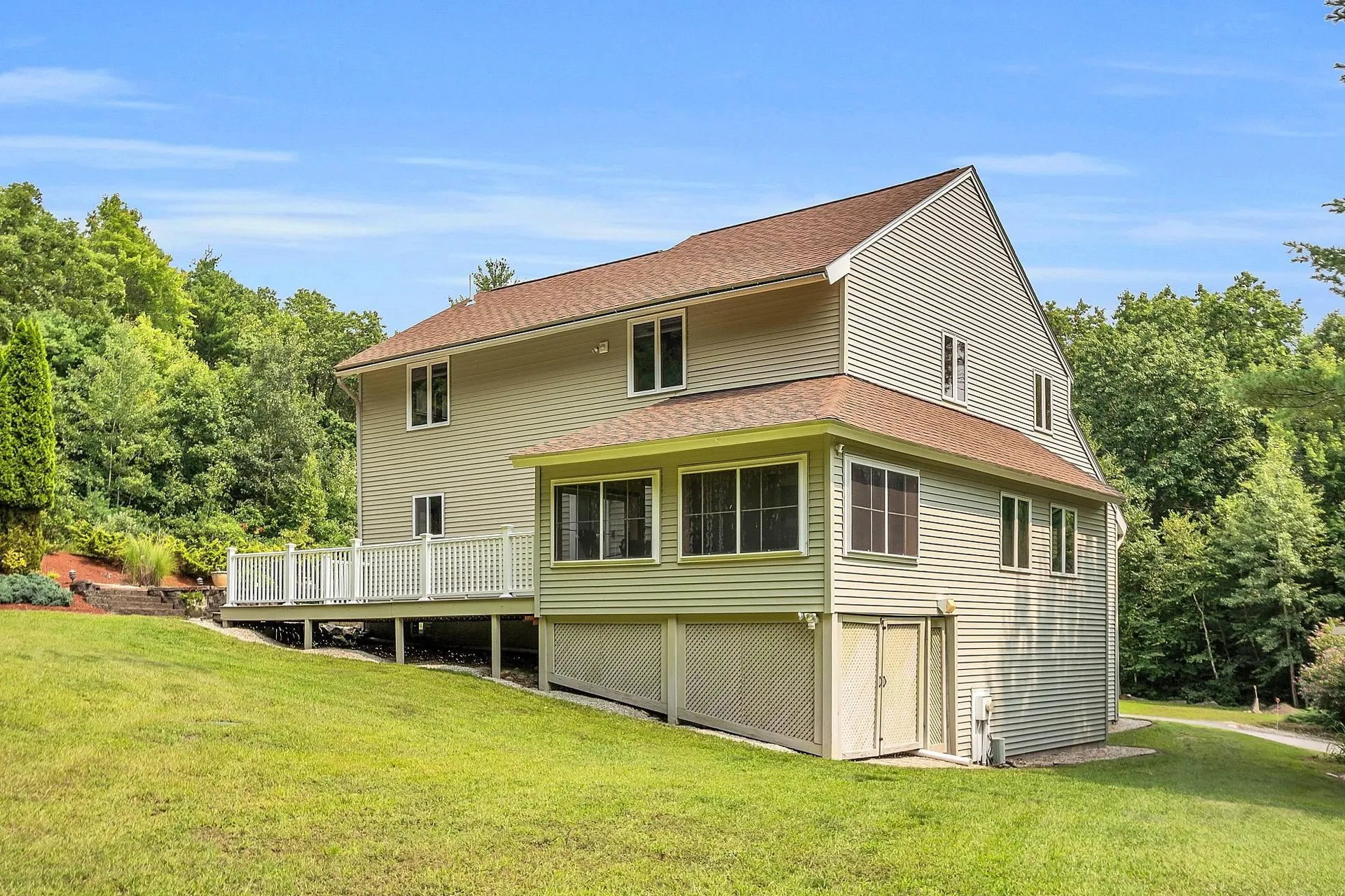 52 Sharon Road Windham NH 03087