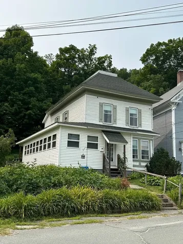 89 Pearl Street St. Johnsbury VT 05819