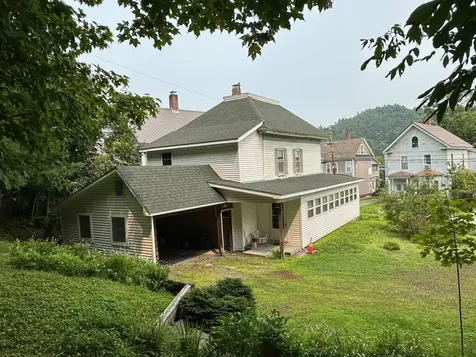 89 Pearl Street St. Johnsbury VT 05819