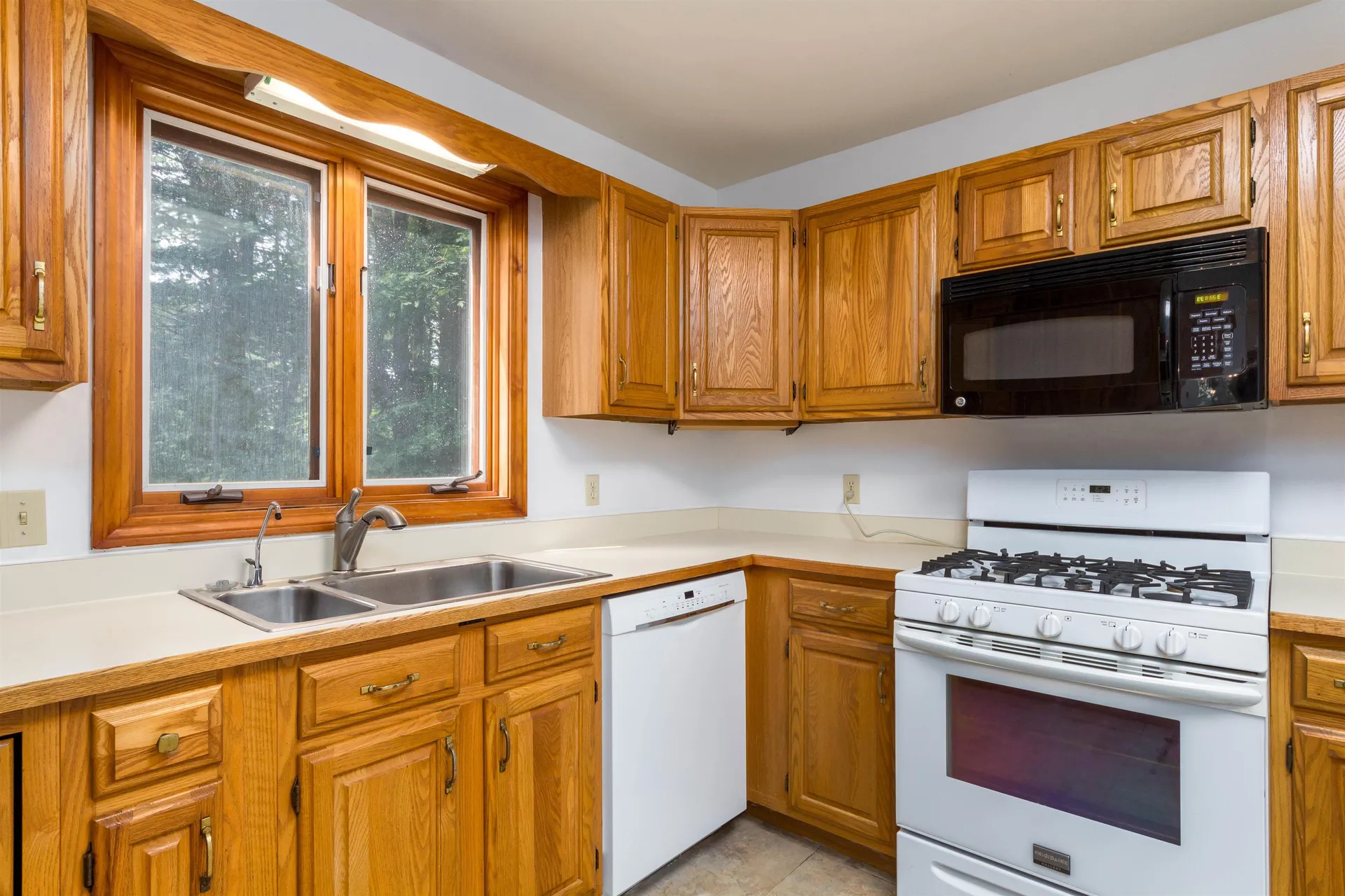 120 Village Grove Williston VT 05495