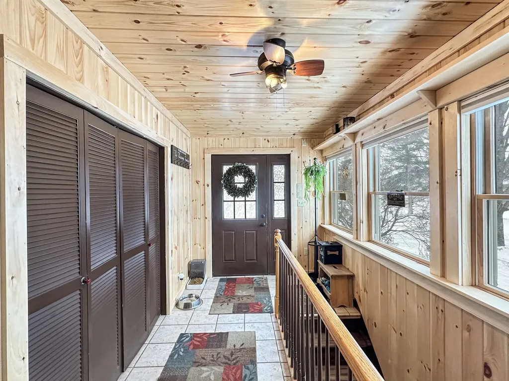 257 Main Street Colebrook NH 03576