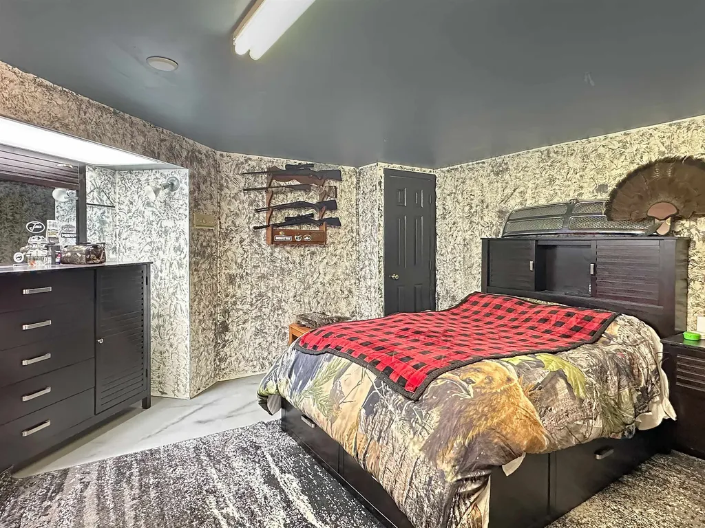 257 Main Street Colebrook NH 03576