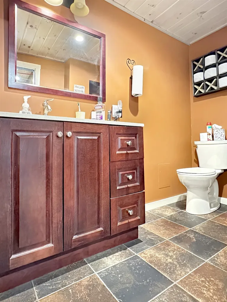 257 Main Street Colebrook NH 03576