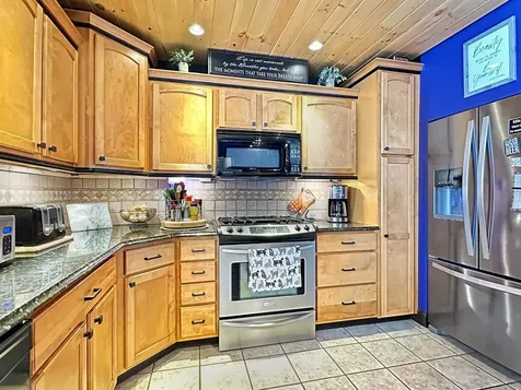 257 Main Street Colebrook NH 03576