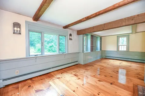 160 South Road Brentwood NH 03833