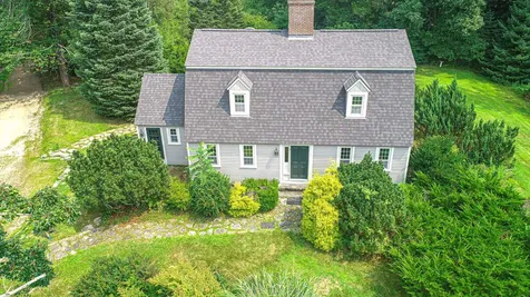 160 South Road Brentwood NH 03833