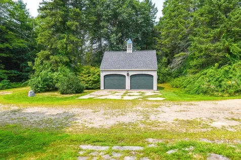 160 South Road Brentwood NH 03833