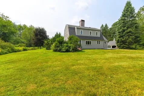 160 South Road Brentwood NH 03833