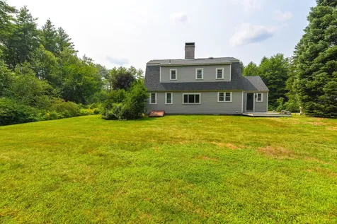 160 South Road Brentwood NH 03833