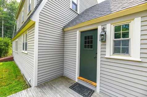 160 South Road Brentwood NH 03833
