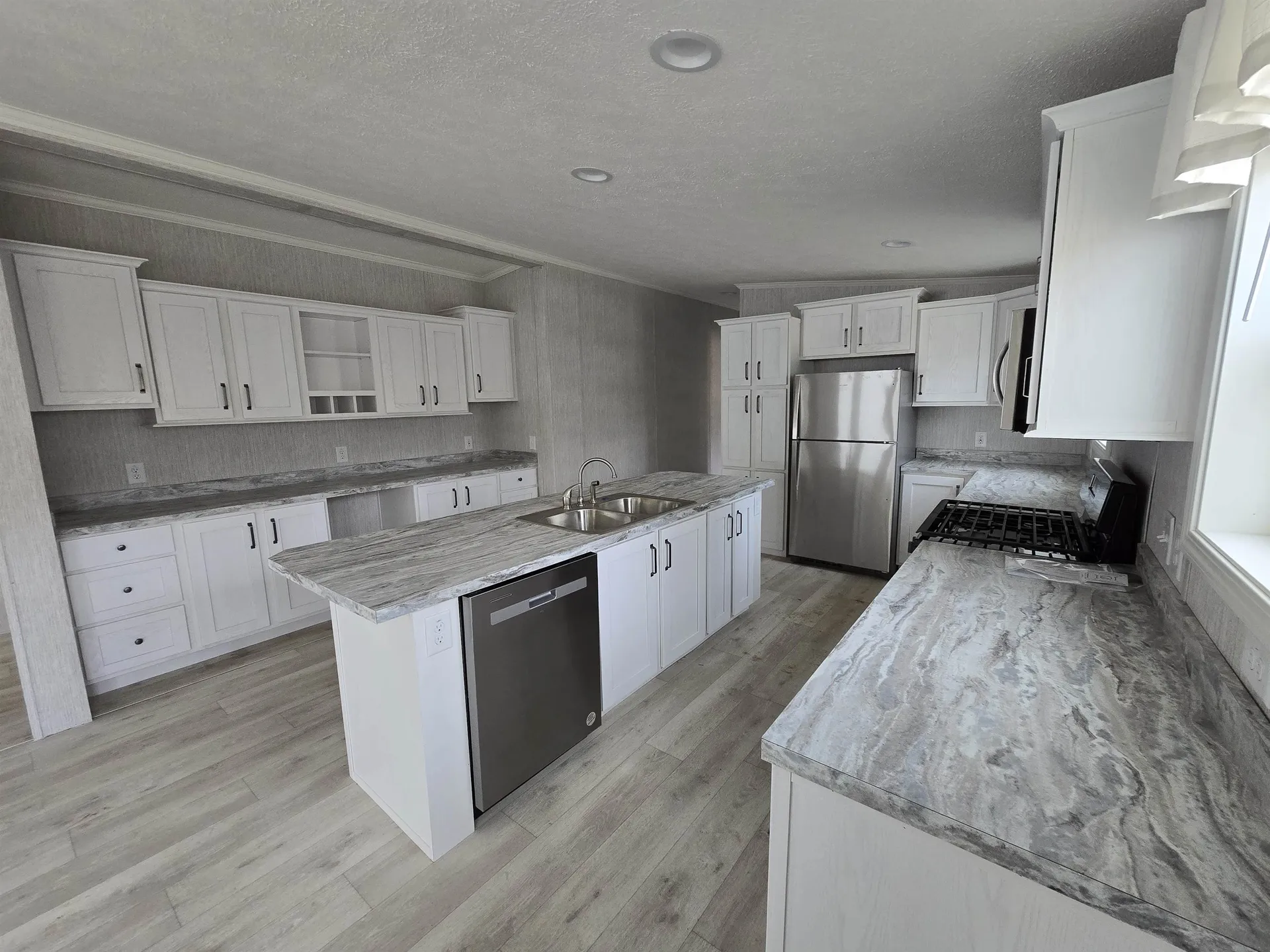 52 Pumpkin Hollow Road Barrington NH 03825