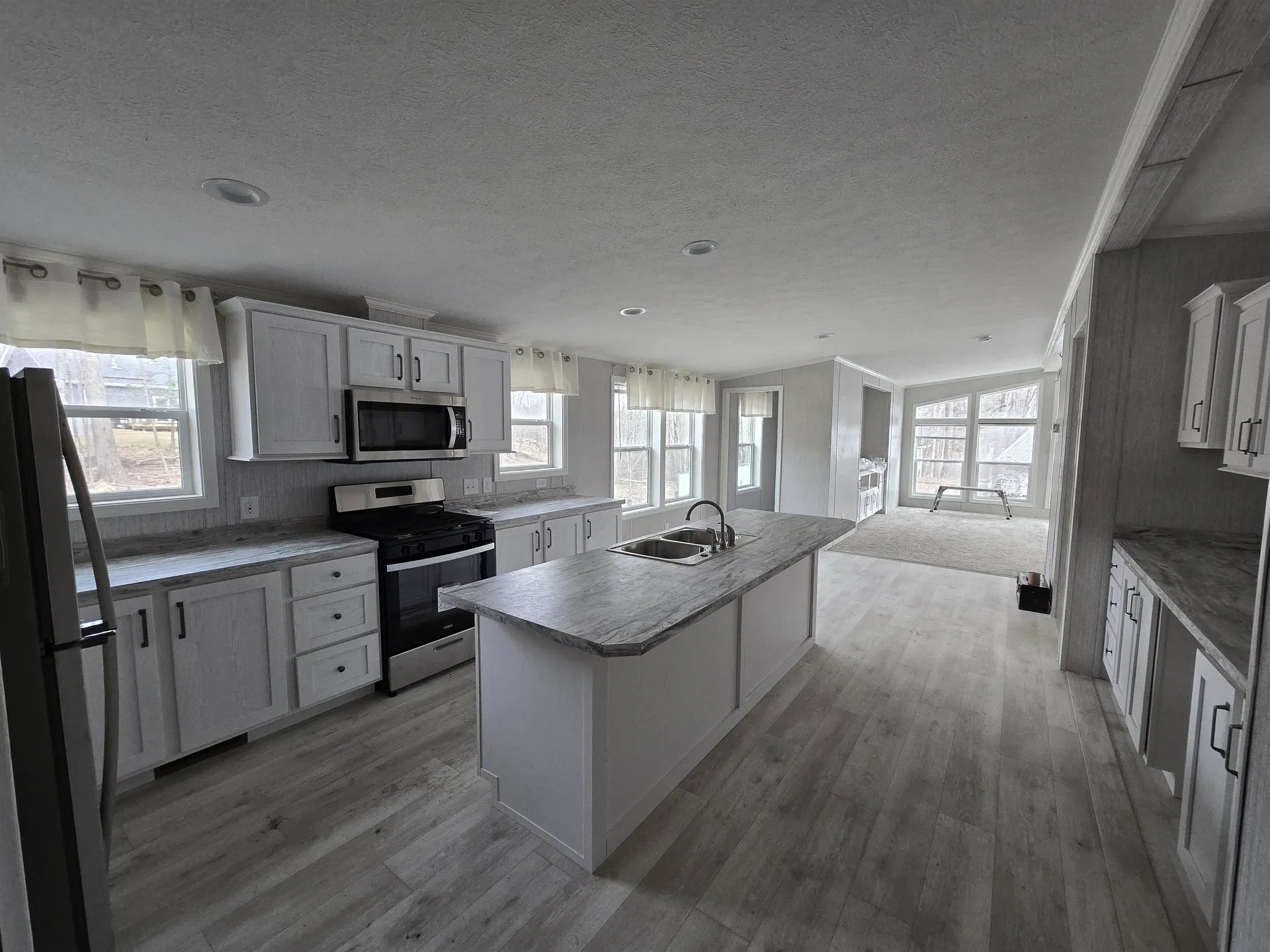 52 Pumpkin Hollow Road Barrington NH 03825