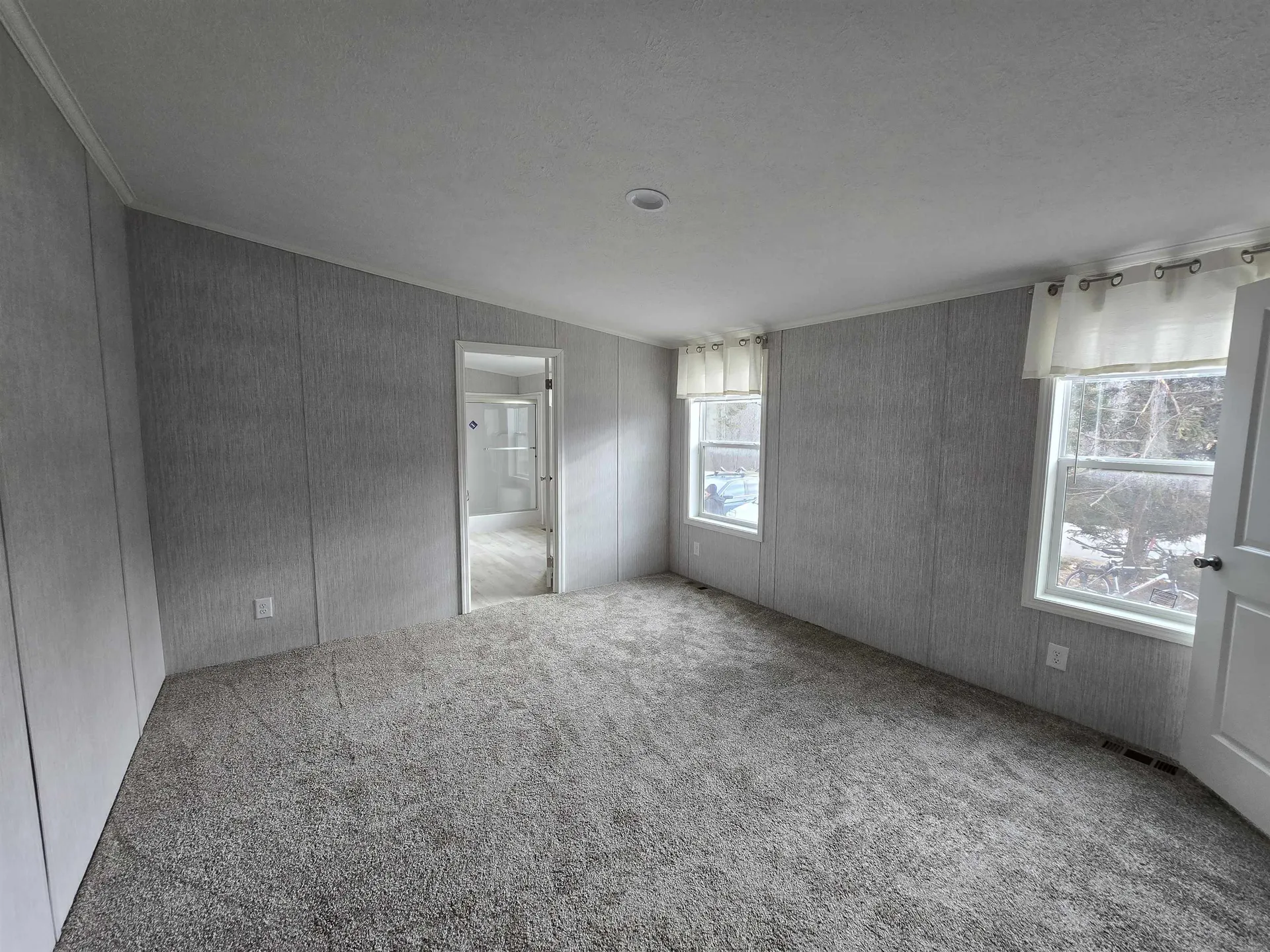 52 Pumpkin Hollow Road Barrington NH 03825