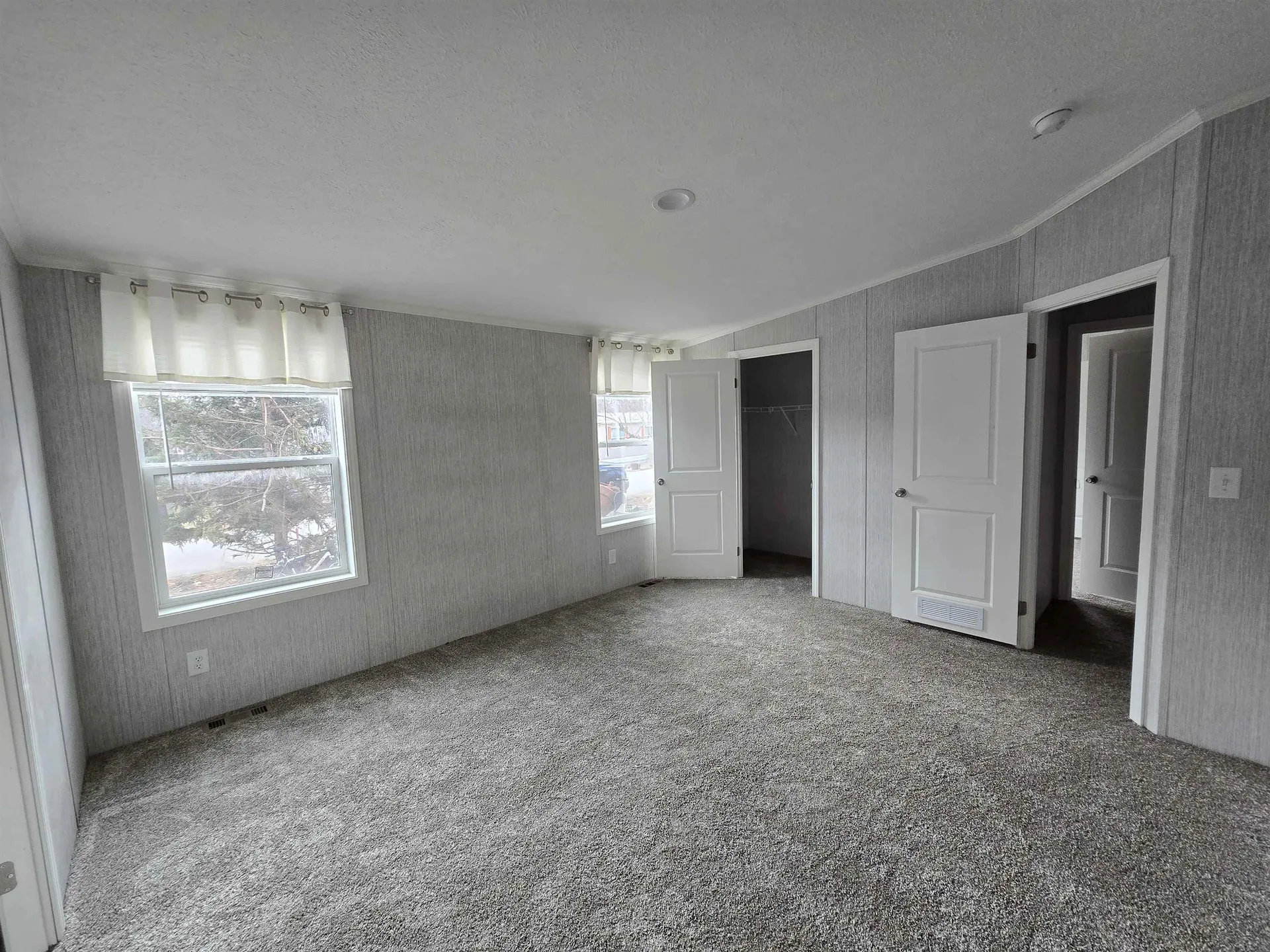 52 Pumpkin Hollow Road Barrington NH 03825