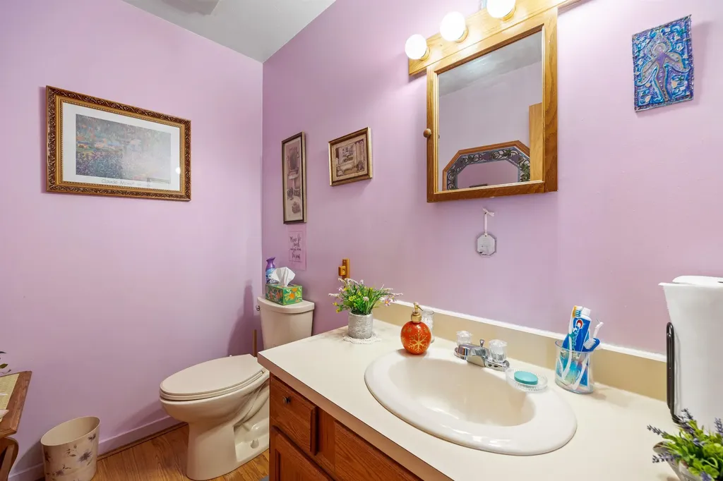 53 Tenney Mountain Road Plymouth NH 03264