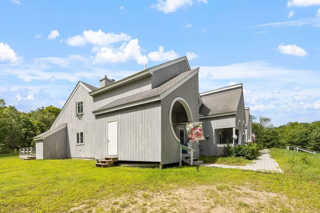 53 Tenney Mountain Road Plymouth NH 03264