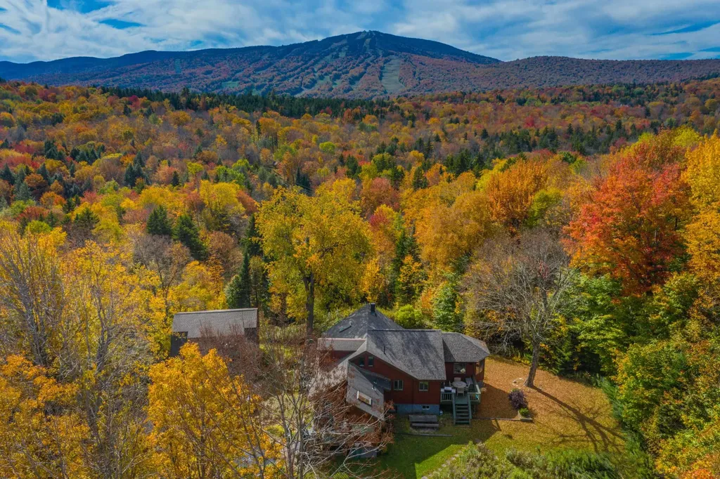 15 View Point Road Dover VT 05356