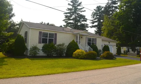 33 Centerwood Drive Concord NH 03301