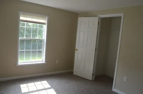 33 Centerwood Drive Concord NH 03301